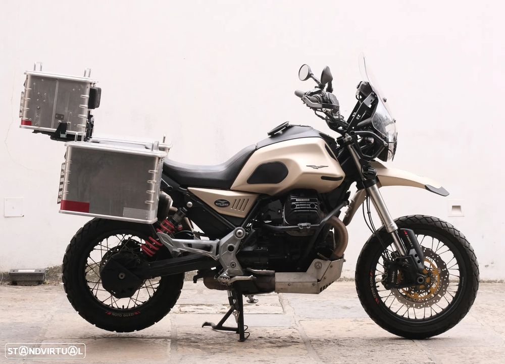 Moto Guzzi V85 V85TT Travel E4 + 5000€ acessórios - 1
