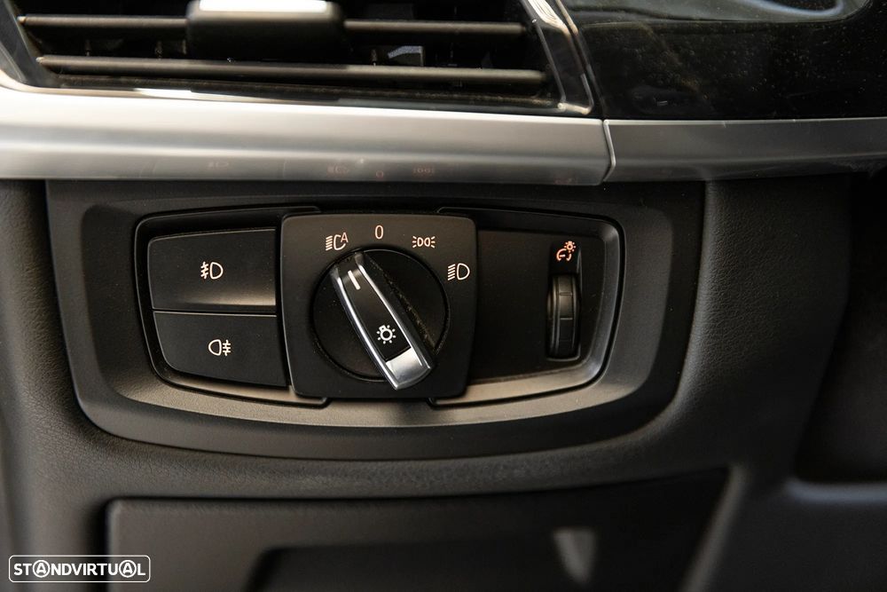 BMW X5 25 d sDrive Comfort 7L - 28
