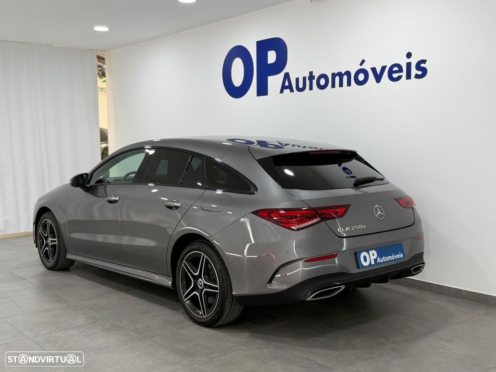 Mercedes-Benz CLA 250 e Shooting Brake AMG Line - 4