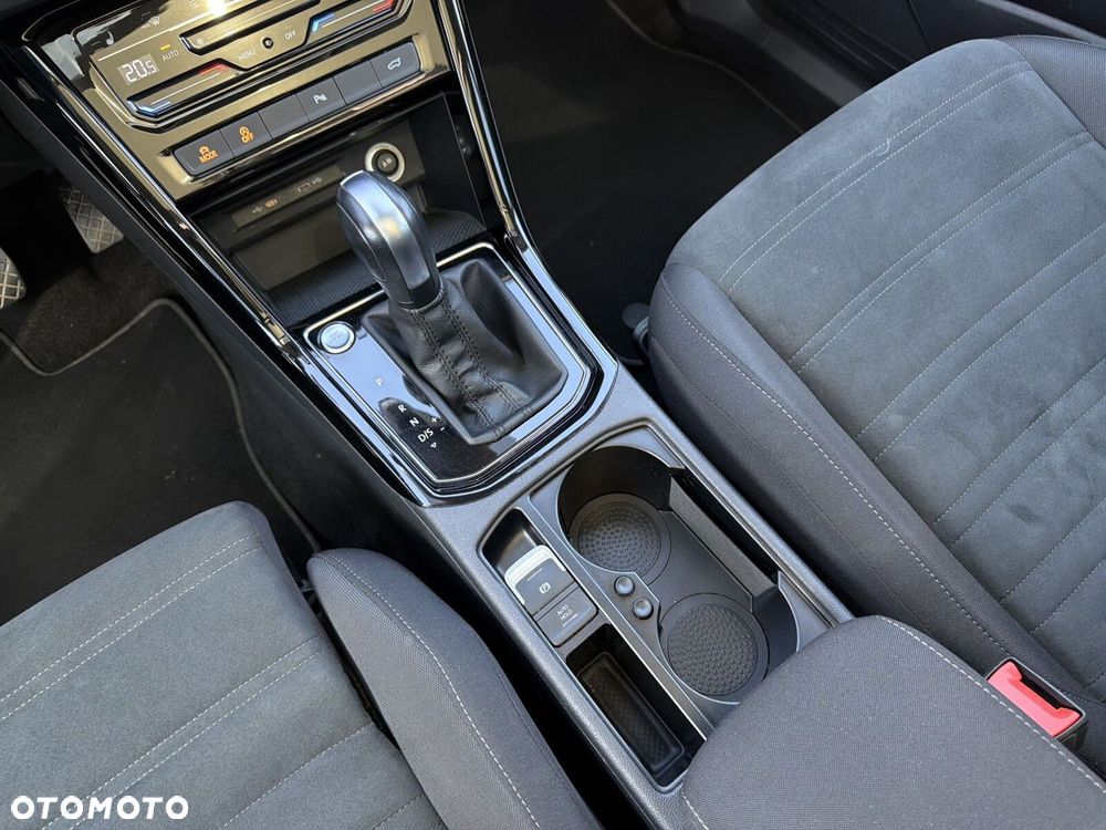 Volkswagen Touran 1.5 TSI EVO Highline DSG - 23