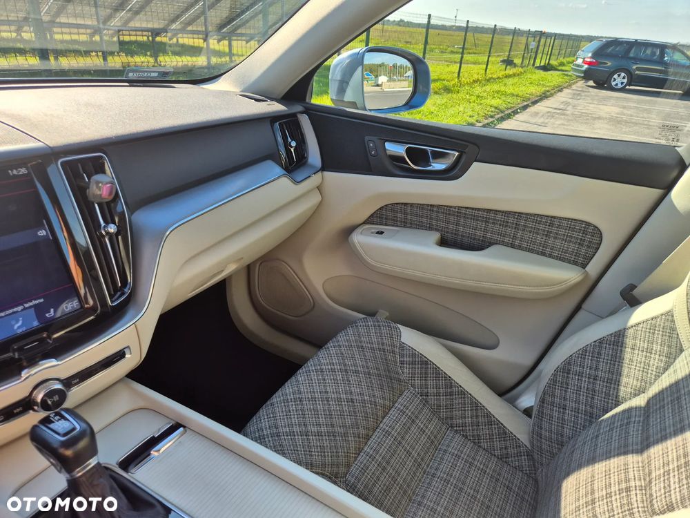 Volvo XC 60 - 30