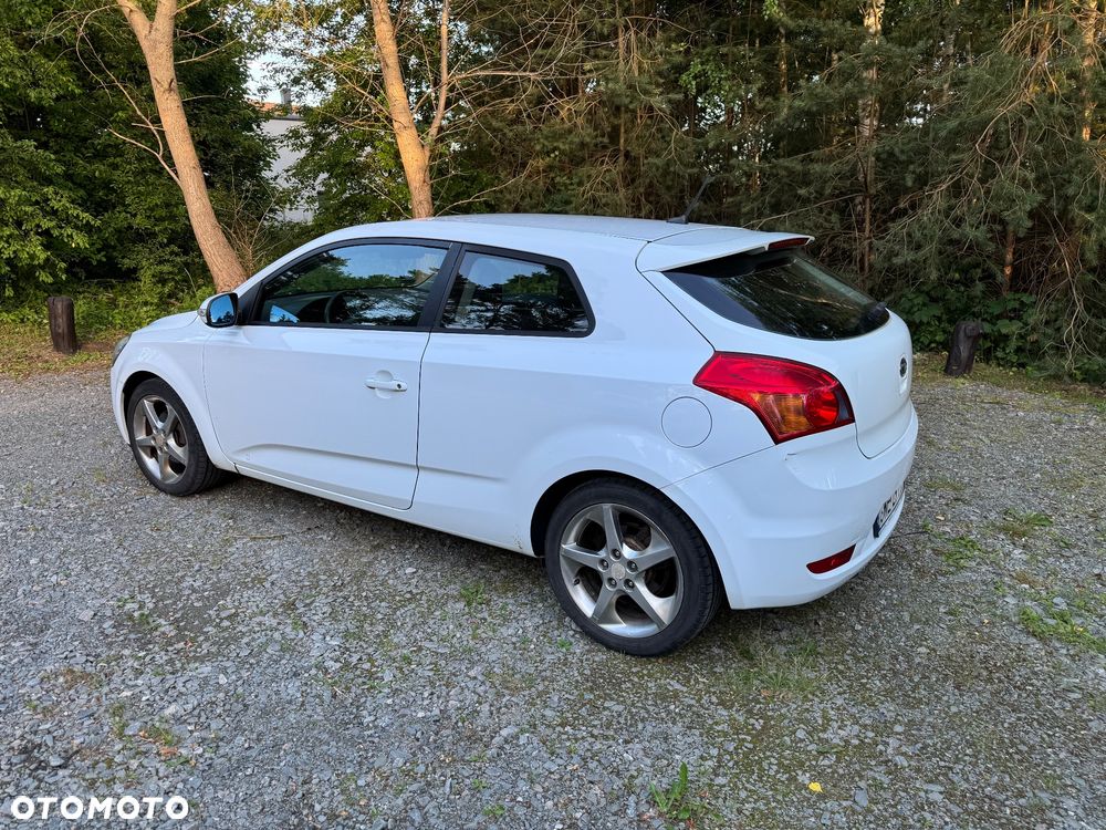 Kia ProCeed 1.6 Crdi Optimum + - 8