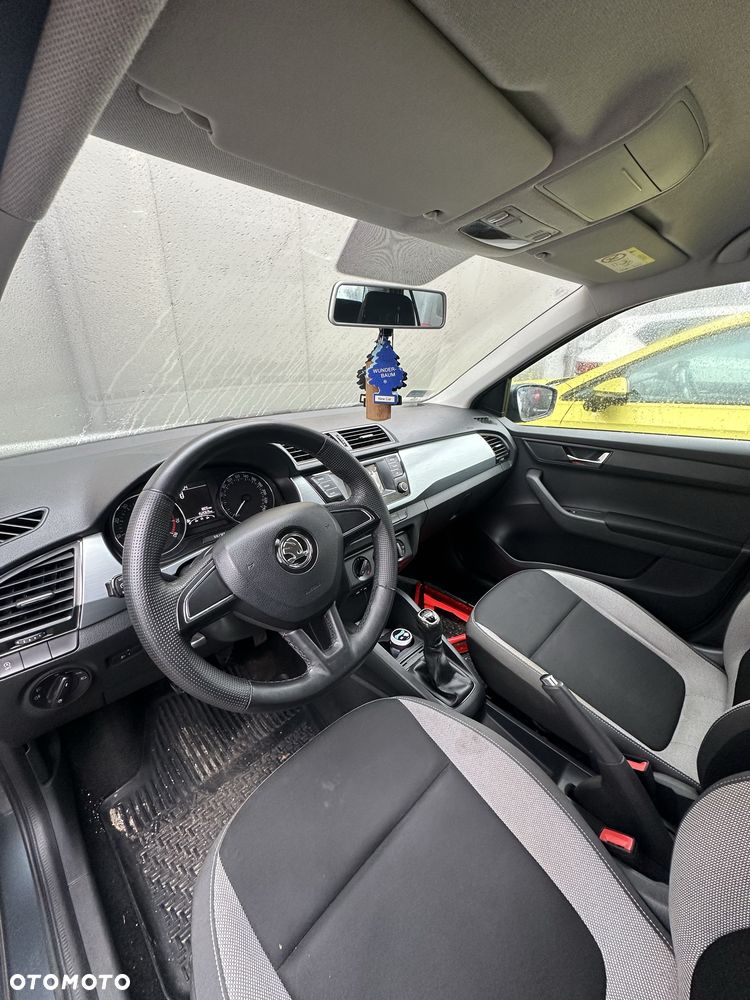 Skoda Fabia - 6