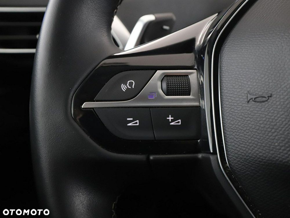 Peugeot 3008 1.6 PureTech GPF Allure S&S EAT8 - 32