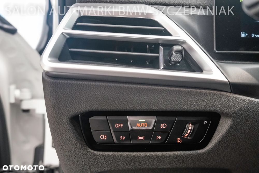 BMW Seria 3 320d xDrive M Sport - 19