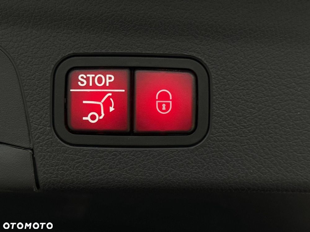 Mercedes-Benz GLE - 29