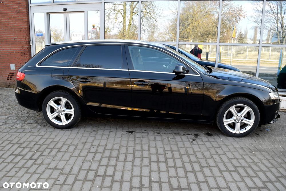 Audi A4 Avant 2.0 TDI - 14
