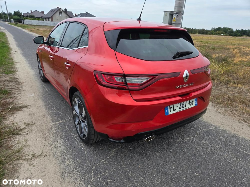Renault Megane TCe 140 GPF INTENS - 17