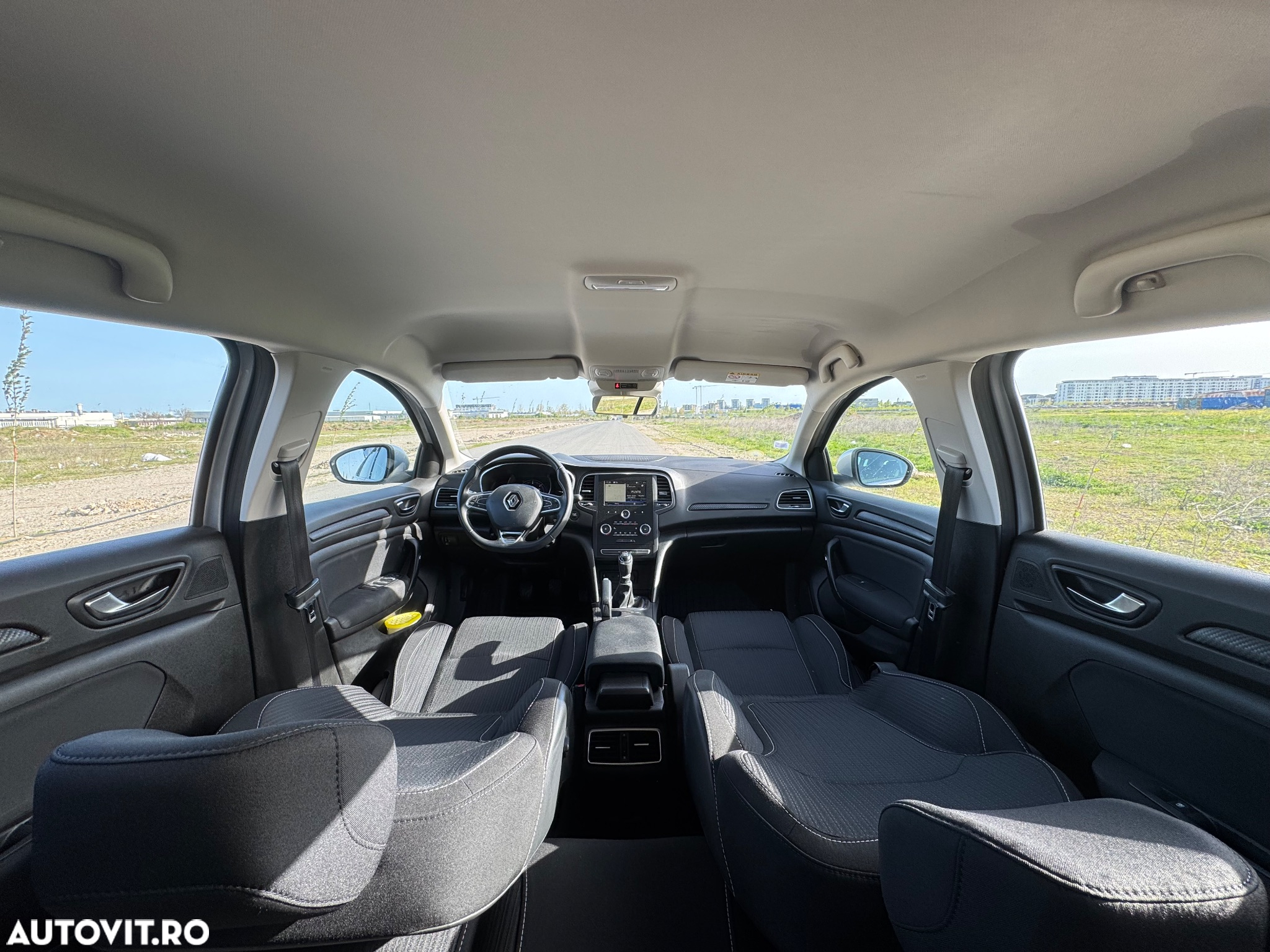Renault Megane BLUE dCi 115 BUSINESS EDITION - 10