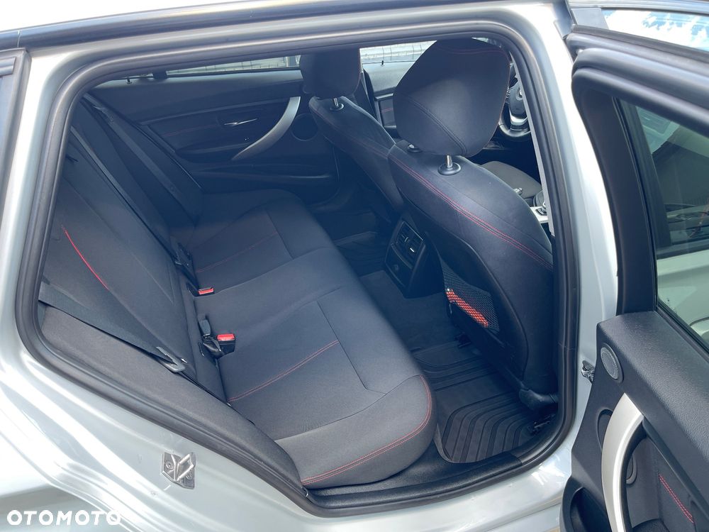 BMW Seria 3 318d - 8