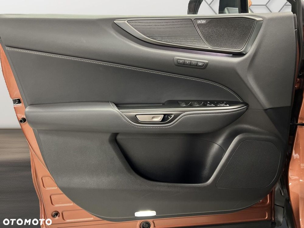 Lexus NX 350h Omotenashi AWD - 22