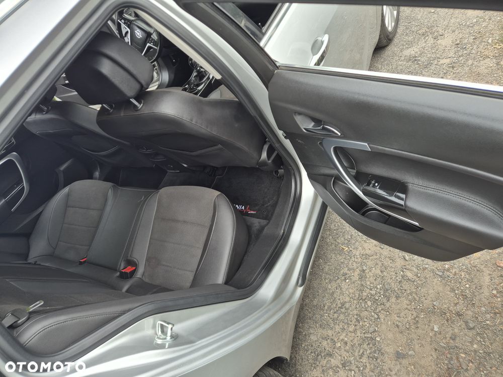 Opel Insignia 2.0 CDTI Sport - 16