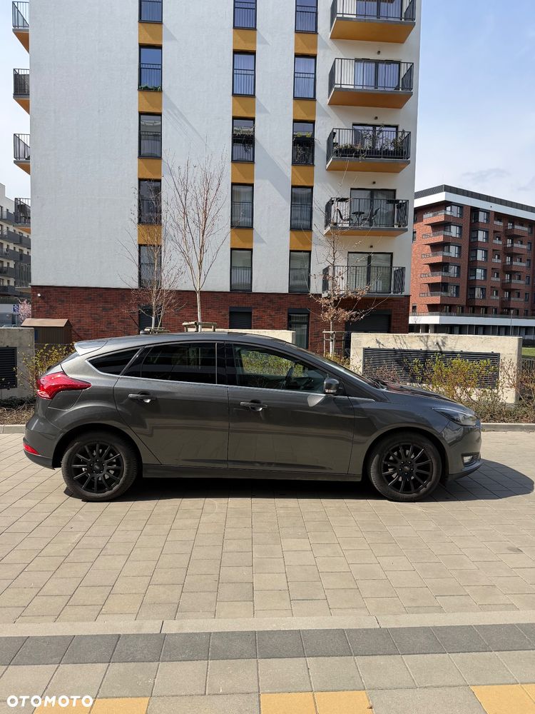 Ford Focus 1.0 EcoBoost Trend Edition Business - 4