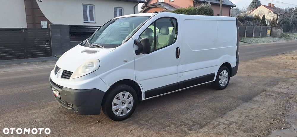Renault Trafic - 2