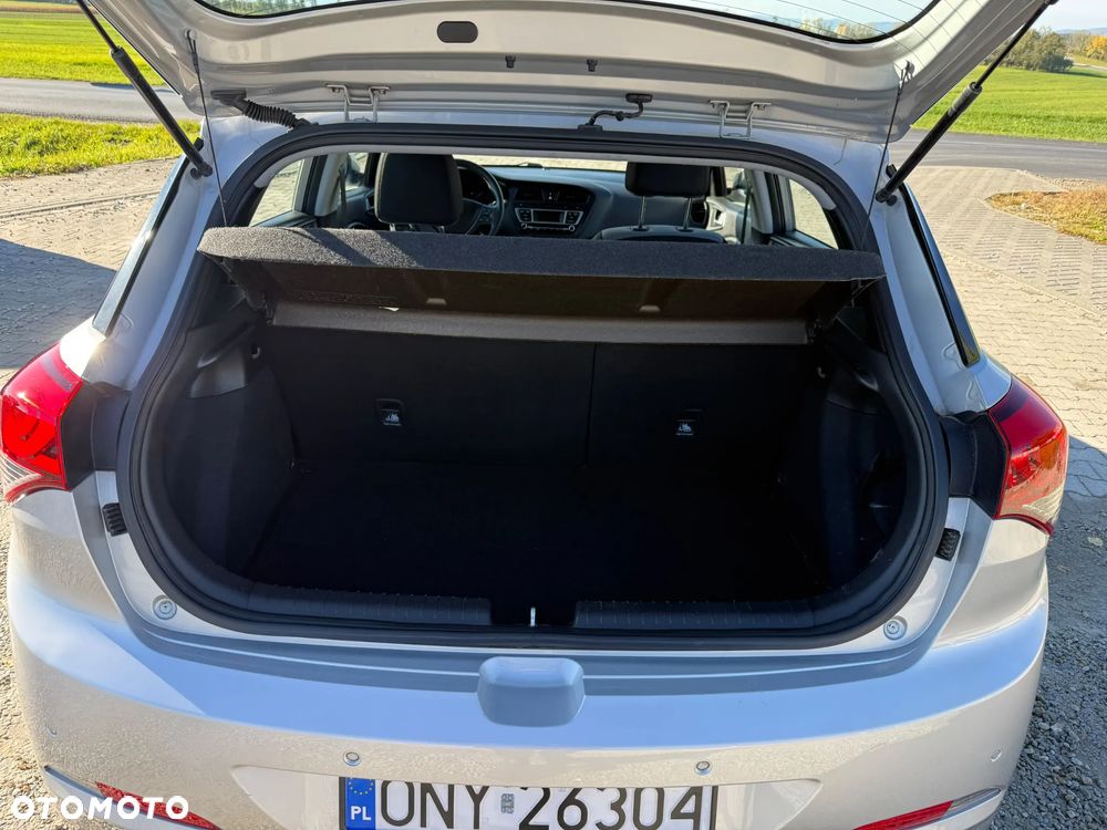 Hyundai i20 1.1 CRDi Classic - 16