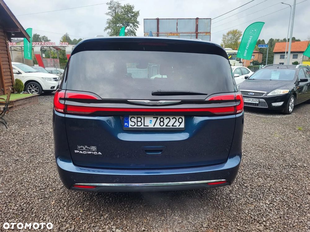 Chrysler Pacifica - 8