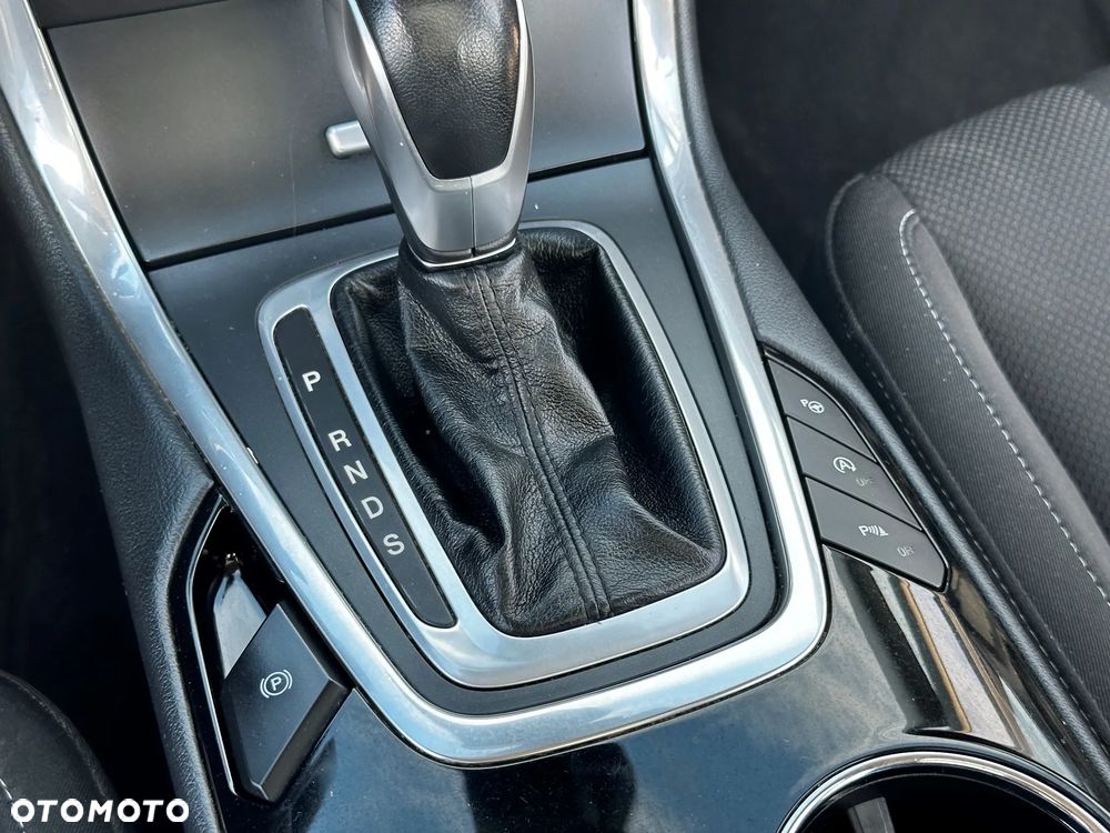 Ford S-Max 2.0 TDCi Titanium PowerShift - 27