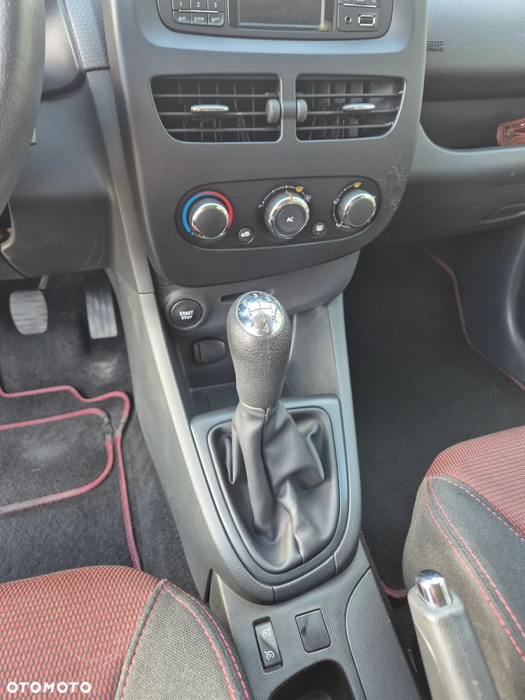Renault Clio 1.2 16V Alize Euro5 - 19