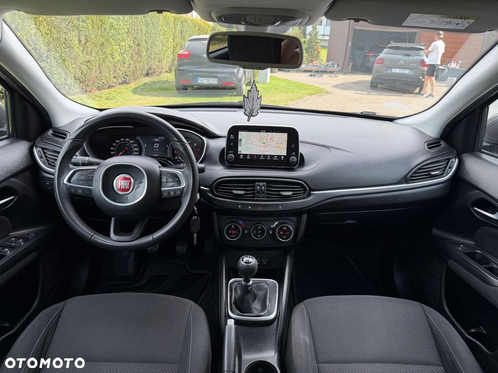 Fiat Tipo 1.4 T-Jet 16v Lounge EU6 - 17