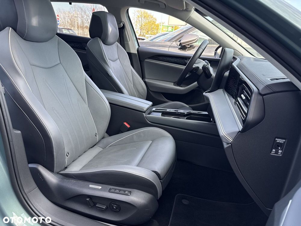 Volkswagen Passat Variant 2.0 TDI EVO Elegance DSG - 13