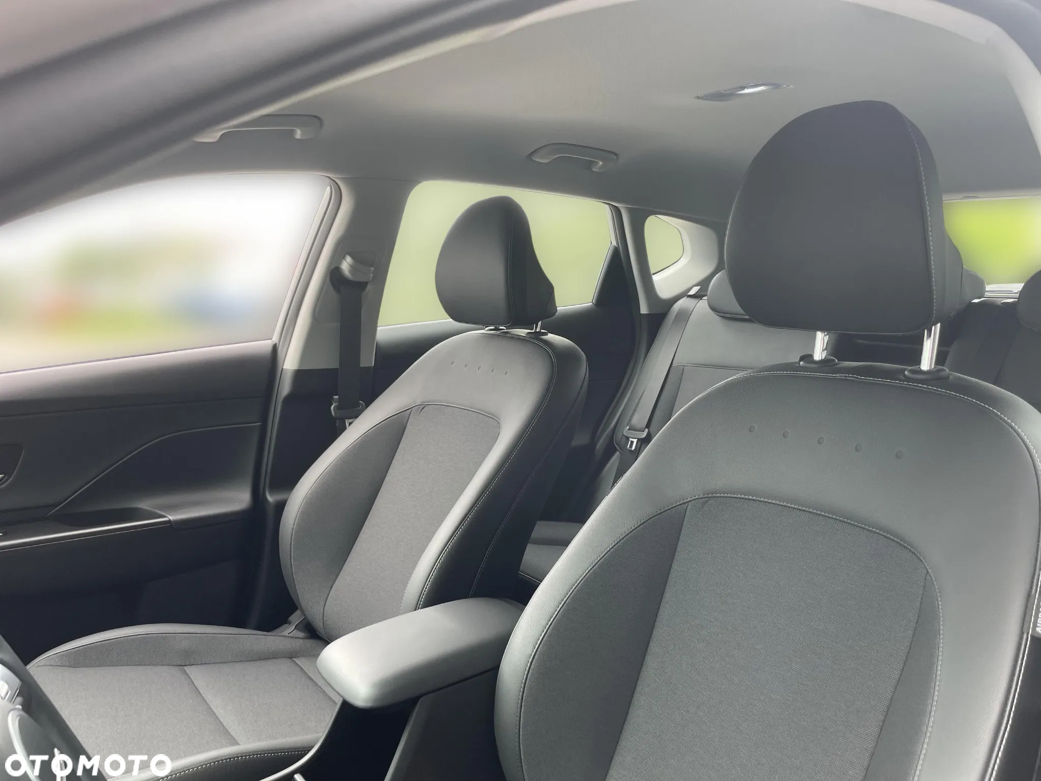 Hyundai Kona 1.6 GDI Hybrid Executive DCT - 11
