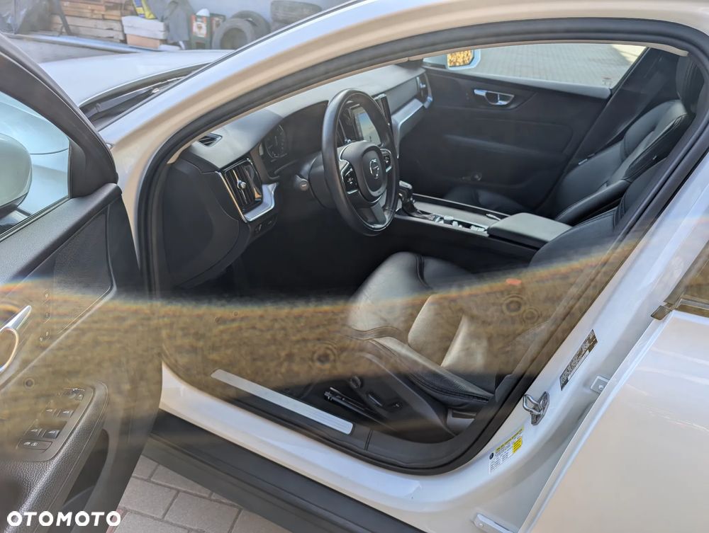 Volvo V60 T5 AWD Momentum - 17