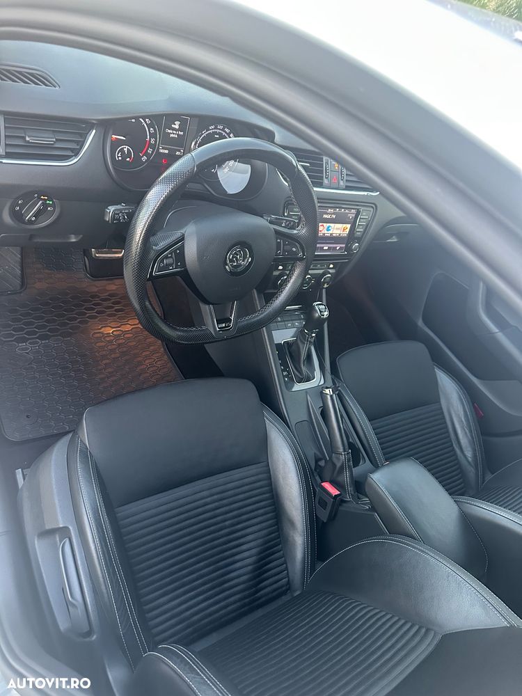 Skoda Octavia 2.0 TDI (Green tec) DSG RS - 11