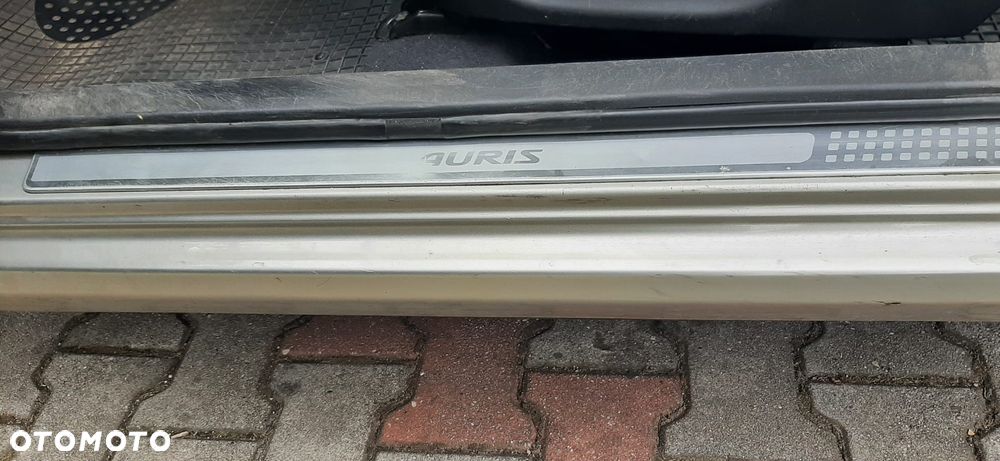 Toyota Auris 1.6 VVT-i Prestige - 10