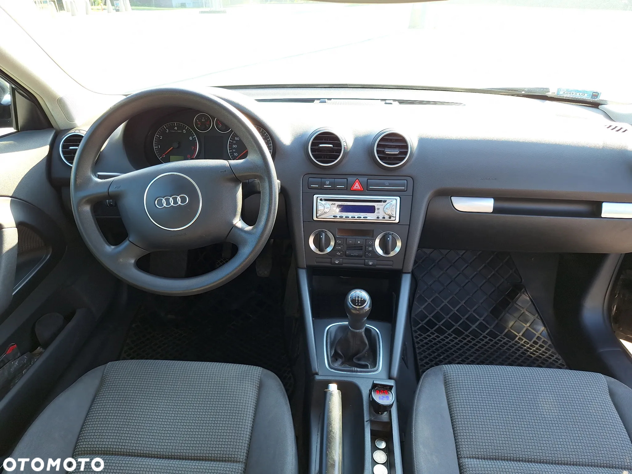 Audi A3 1.6 Ambiente - 10