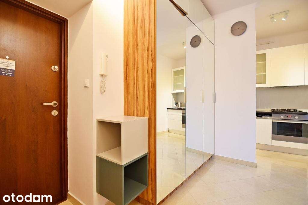 Apartament przy Metrze Politechnika.