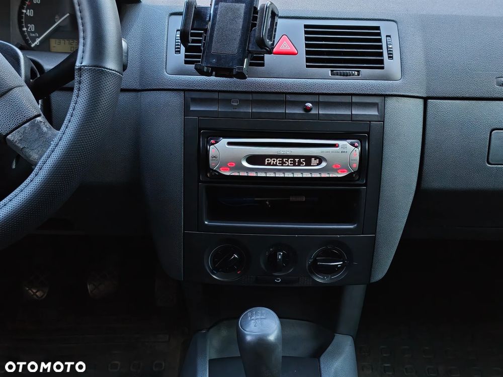 Skoda Fabia - 13