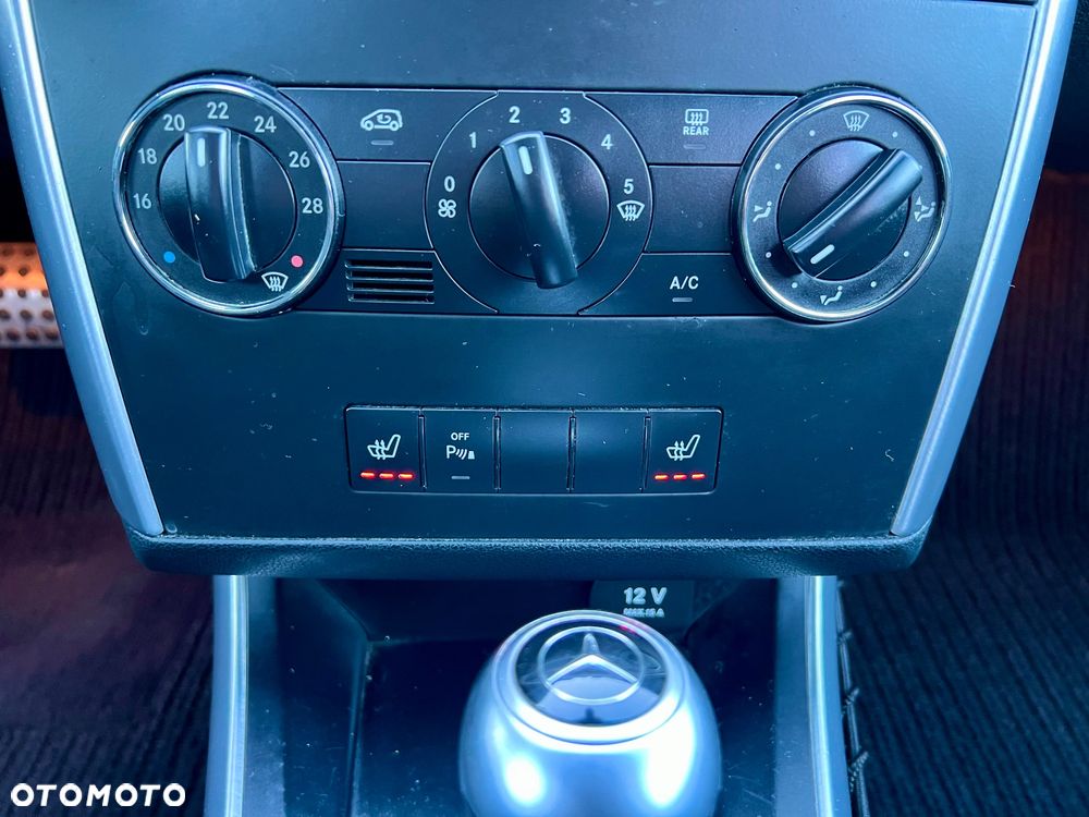 Mercedes-Benz Klasa B 200 CDI Autotronic - 25