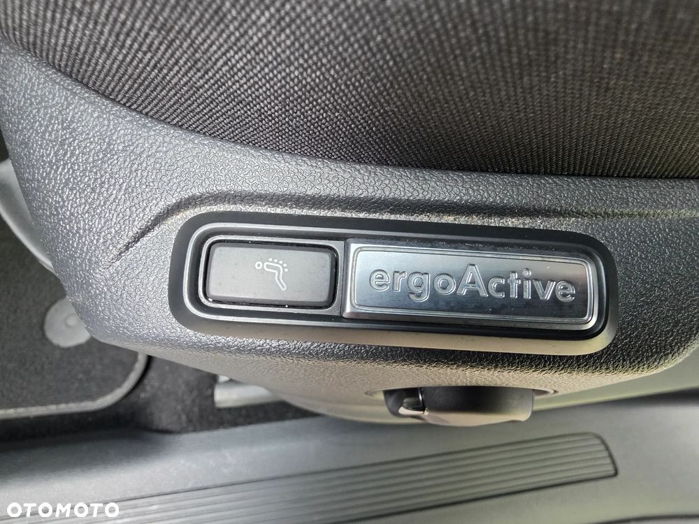 Volkswagen Tiguan 2.0 TDI SCR DSG ACTIVE - 31