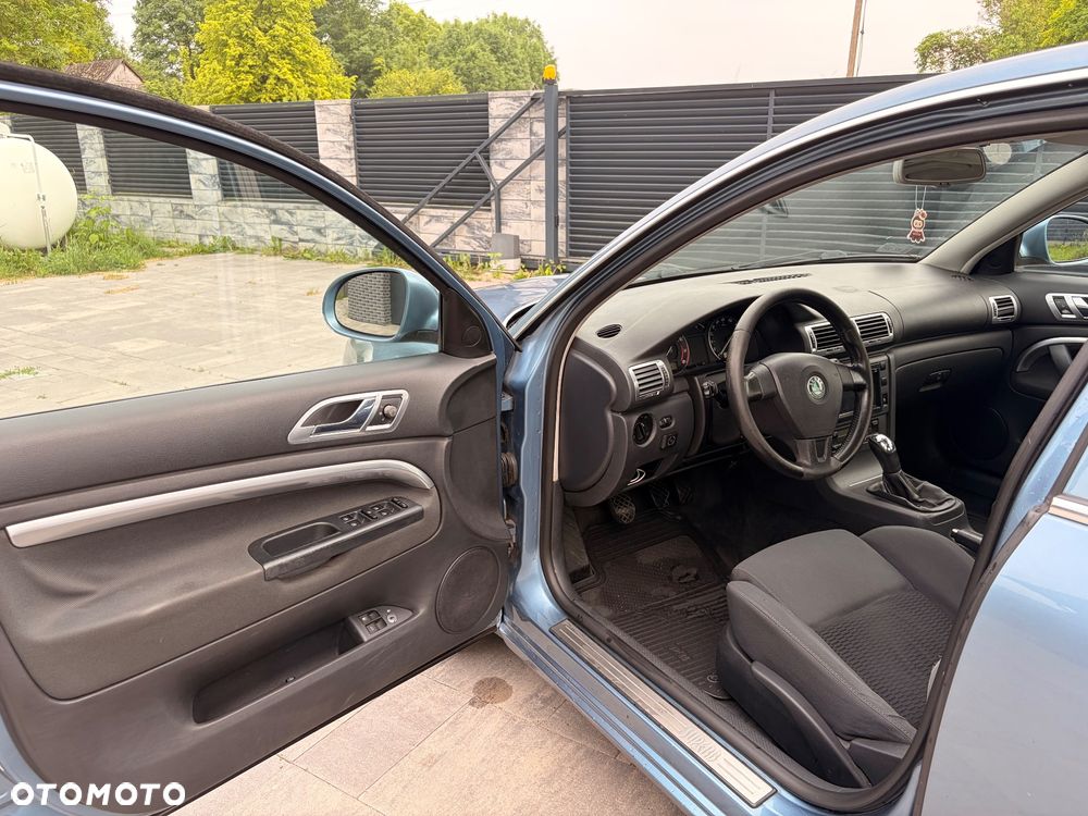 Skoda Superb 1.8T Classic - 11