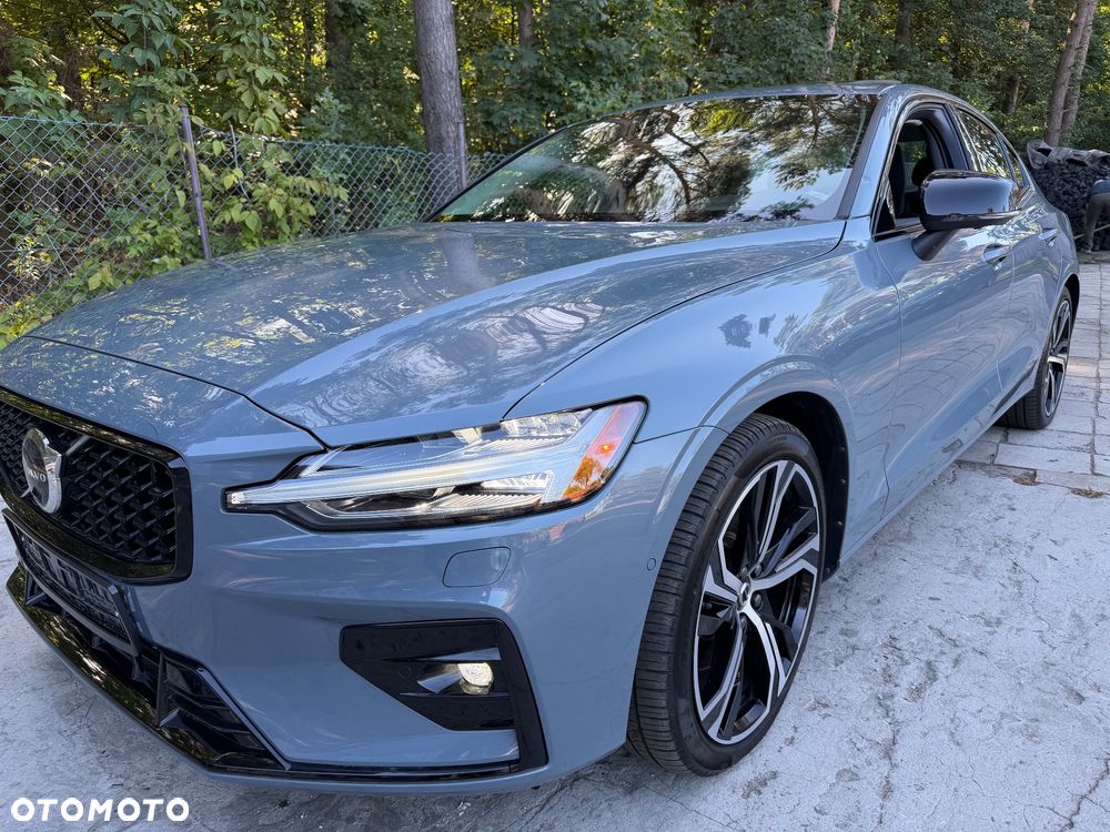 Volvo S60 B5 B AWD Plus Dark - 22
