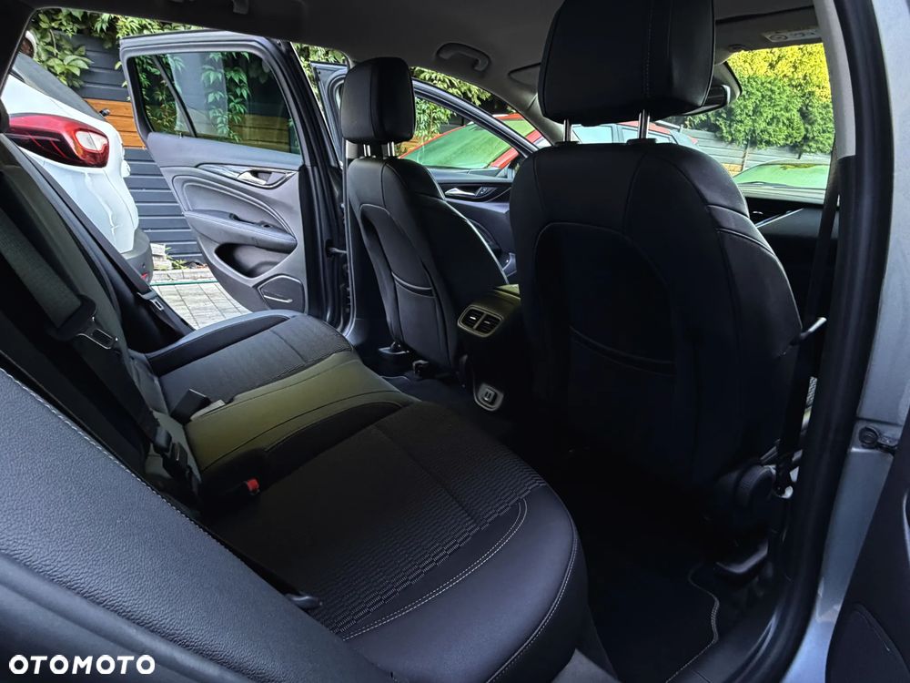Opel Insignia 1.6 T Ultimate S&S - 17