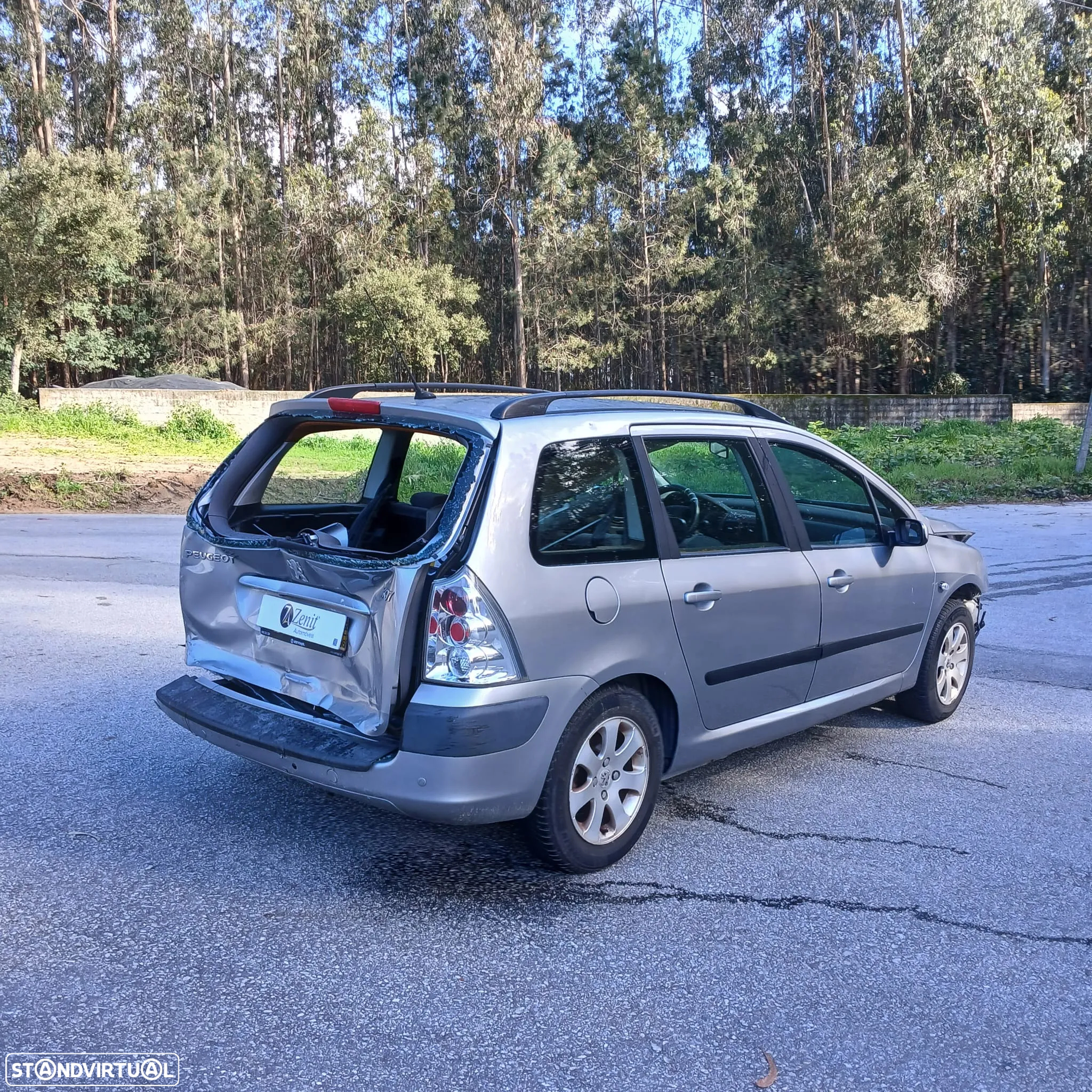 Peugeot 307 1.4 de 2005 - Peças Usadas (9817) - 4