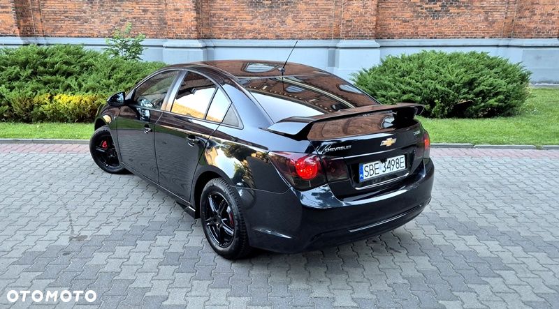 Chevrolet Cruze 1.8 LT+ - 19