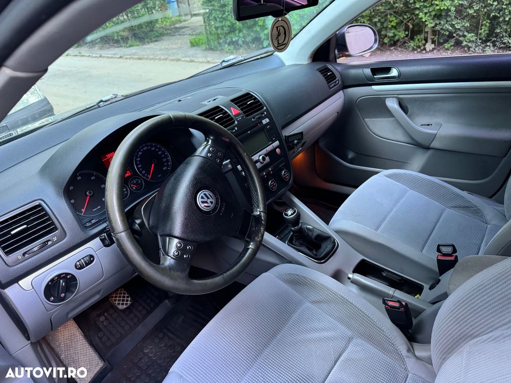 Volkswagen Jetta 1.9 TDI Comfortline - 5