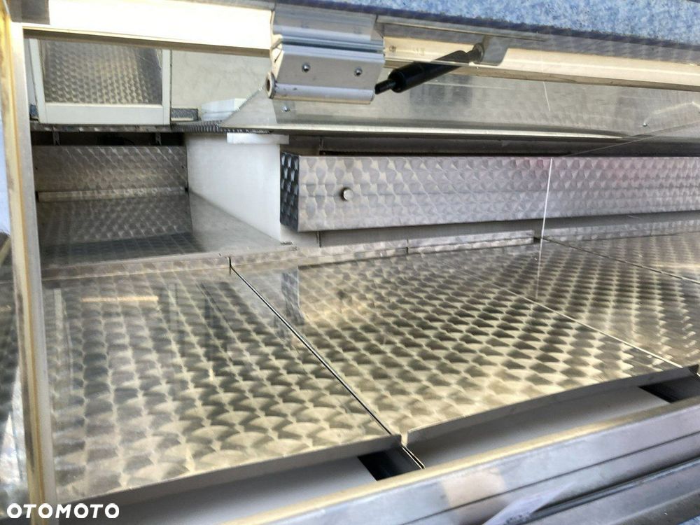 Mercedes-Benz Sprinter - 32