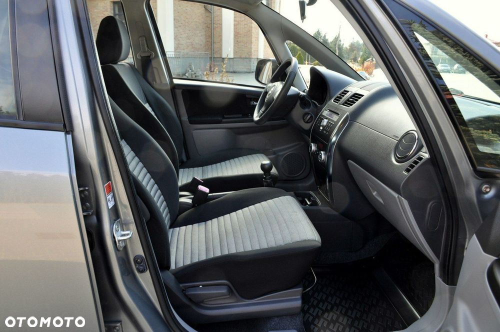 Suzuki SX4 - 18