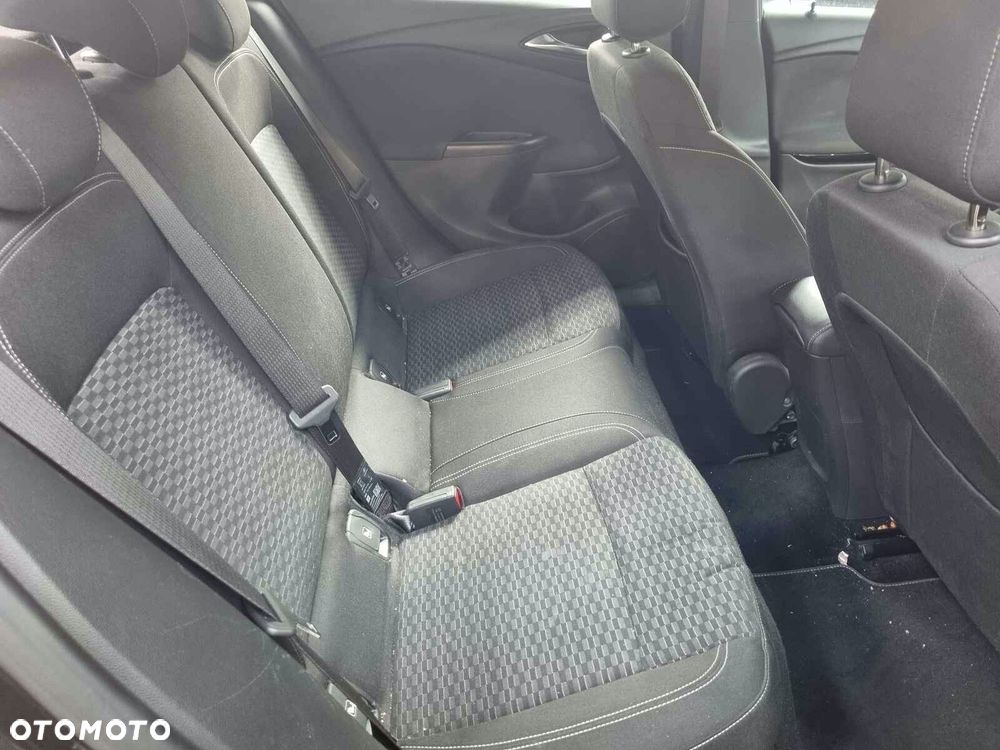 Opel Astra 1.6 D (CDTI) Dynamic - 9
