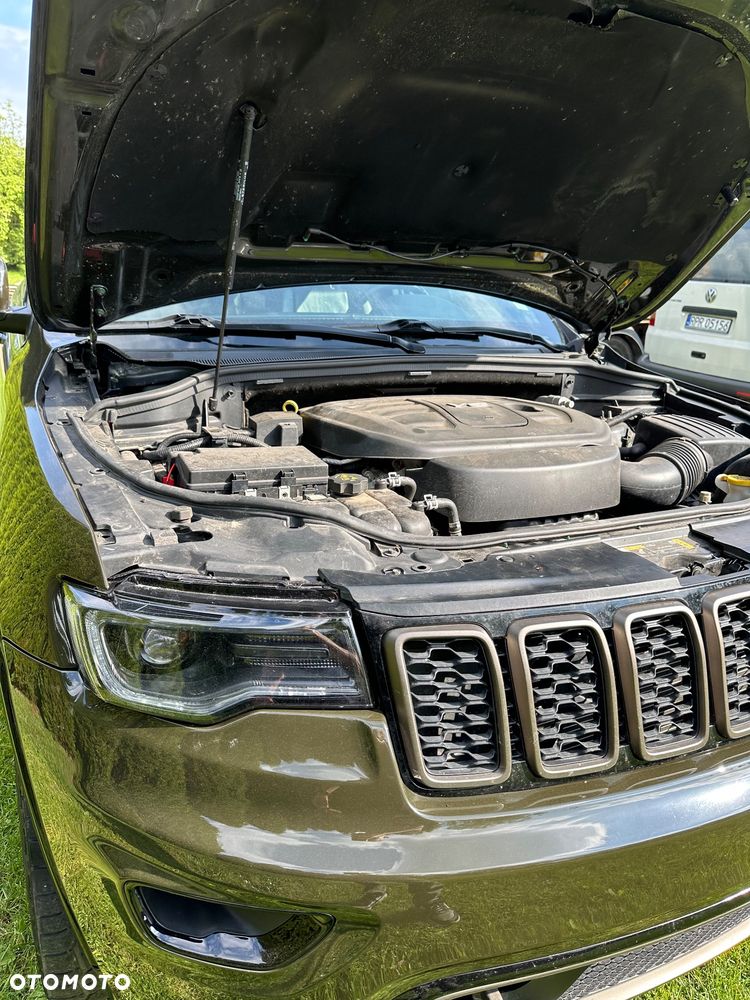 Jeep Grand Cherokee - 8