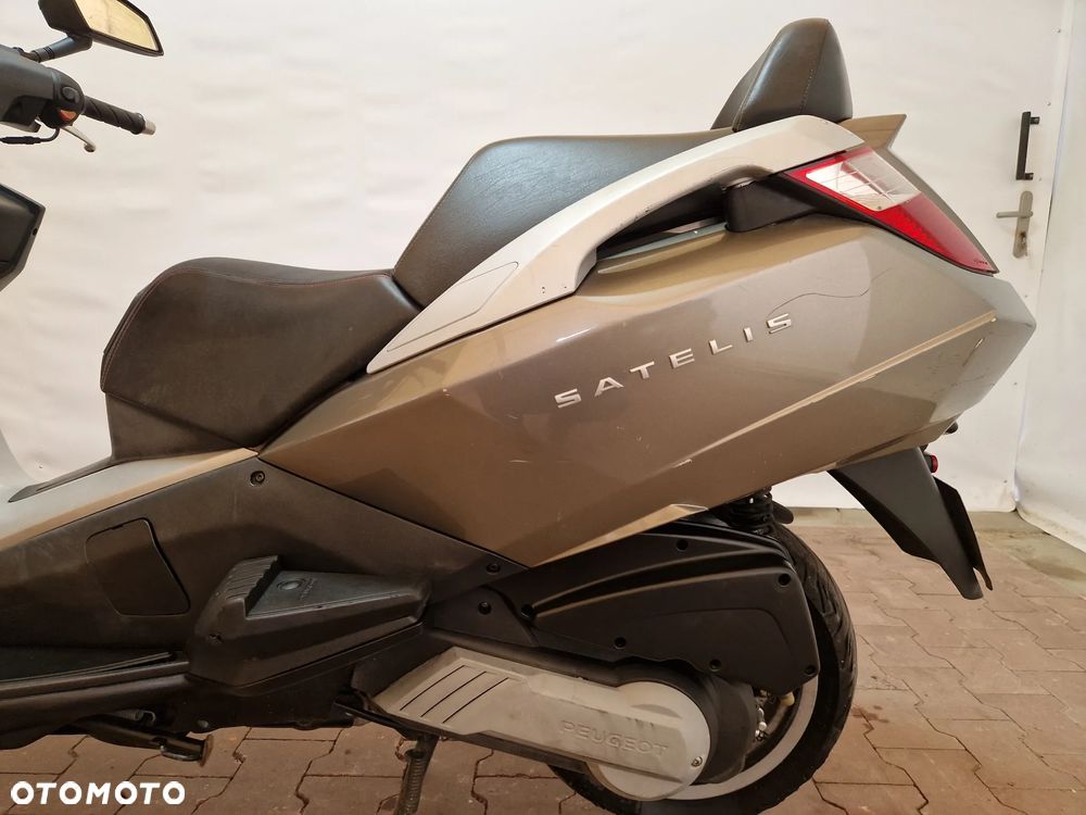 Peugeot Satelis - 23