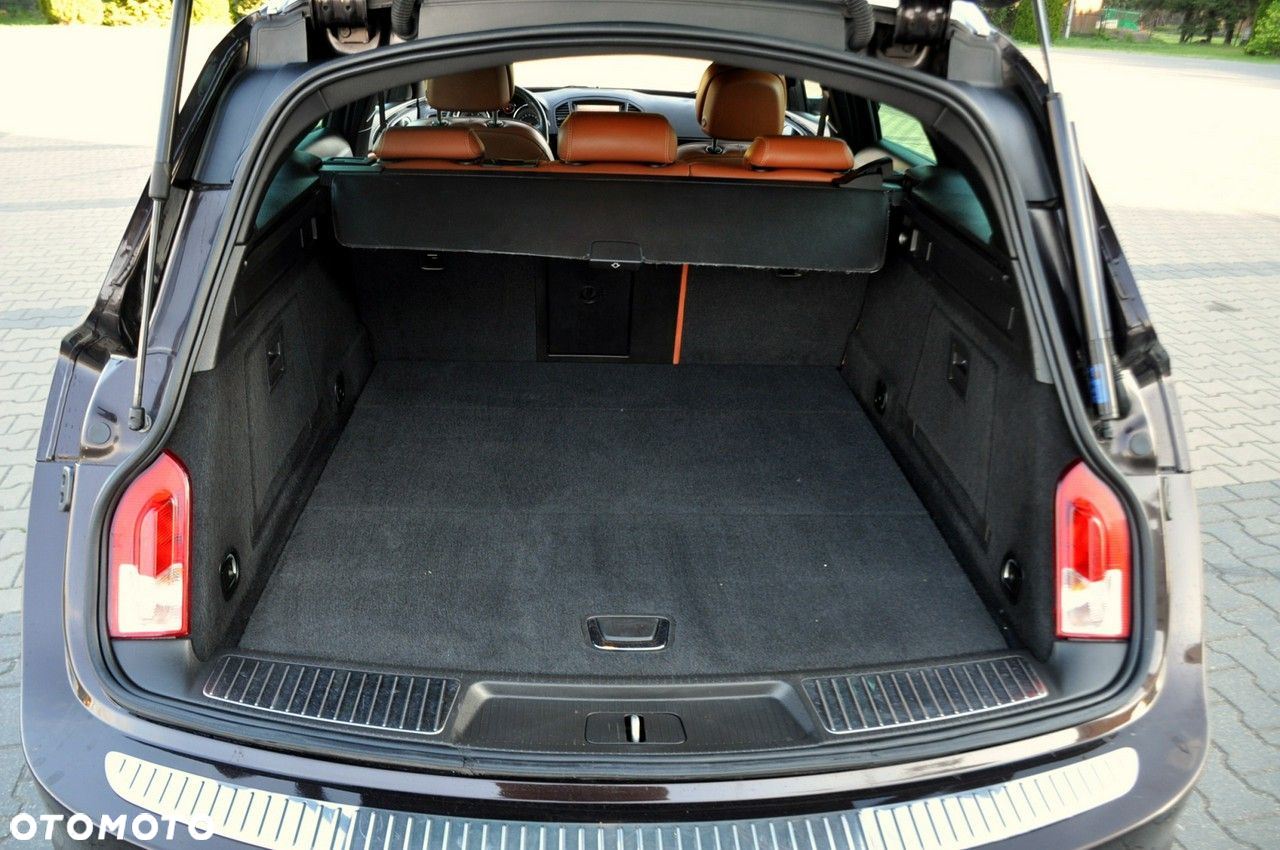 Opel Insignia - 37