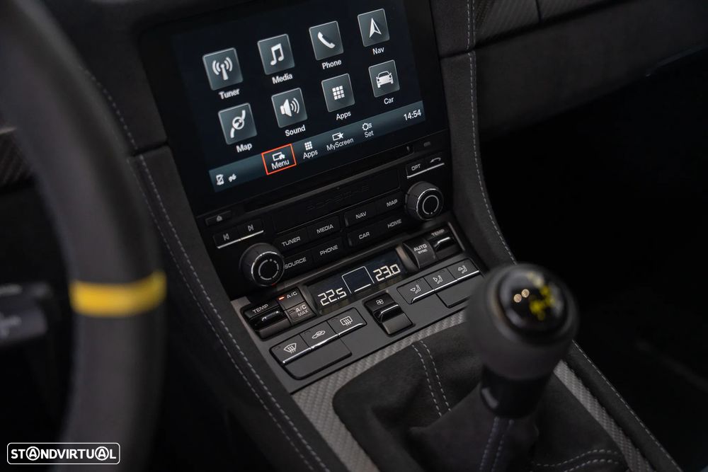 Porsche 718 Cayman GT4 RS - 37