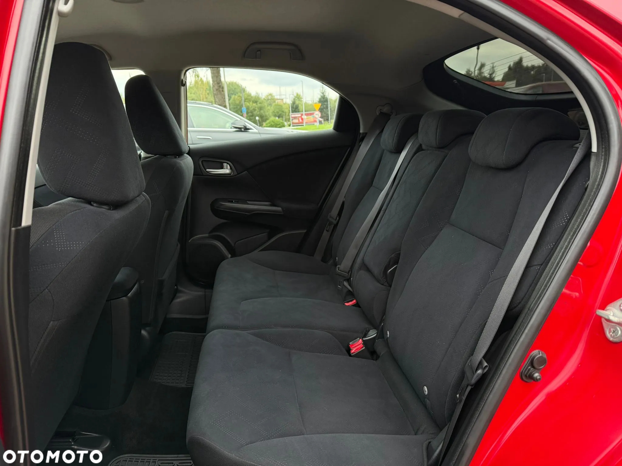 Honda Civic 1.8 i-VTEC Executive Black Edition - 7
