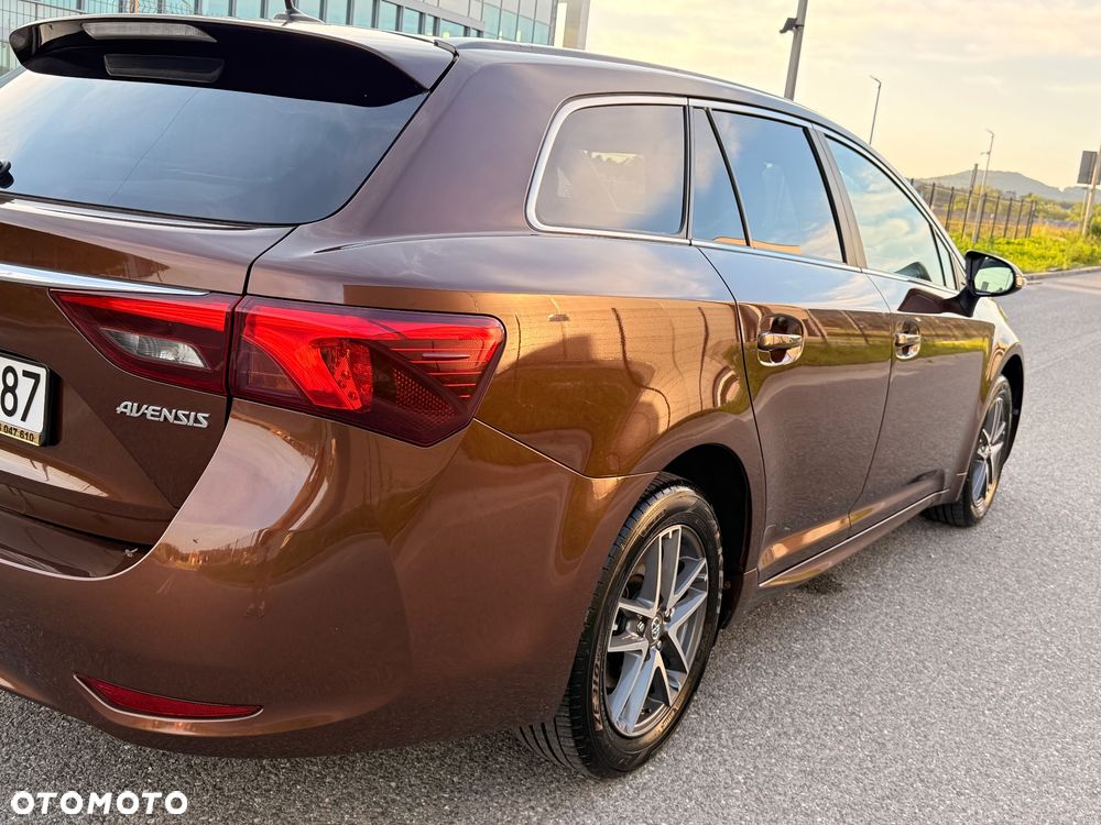 Toyota Avensis 1.8 Selection - 17