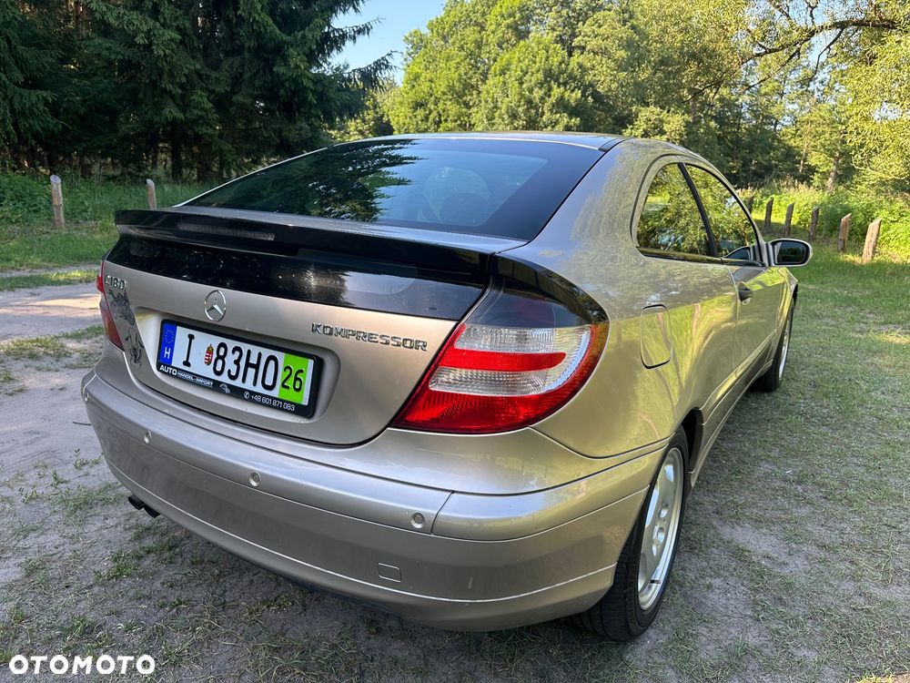 Mercedes-Benz Klasa C 180 Kompressor Sportcoupe - 9