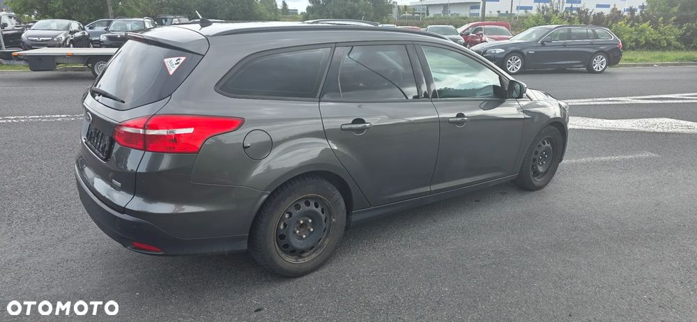 Ford Focus 1.0 EcoBoost Titanium - 7
